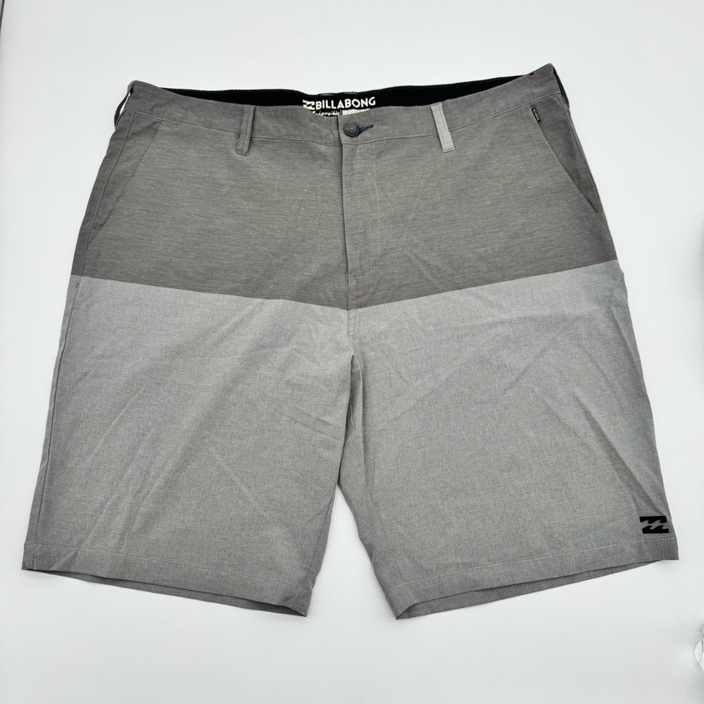 Billabong Submersibles Crossfire Quad Blend Fabric Two Tone Gray Shorts Size 40